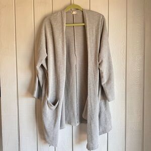 DONNI. Light Gray Ribbed Cardigan